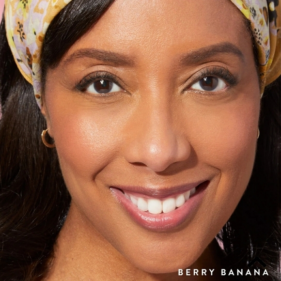 🦋 Laura Geller Italian Marble Lipstick (in Berry Banana!) - Picture 8 of 12